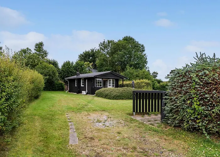 Pet Friendly In With Wifi - F07406